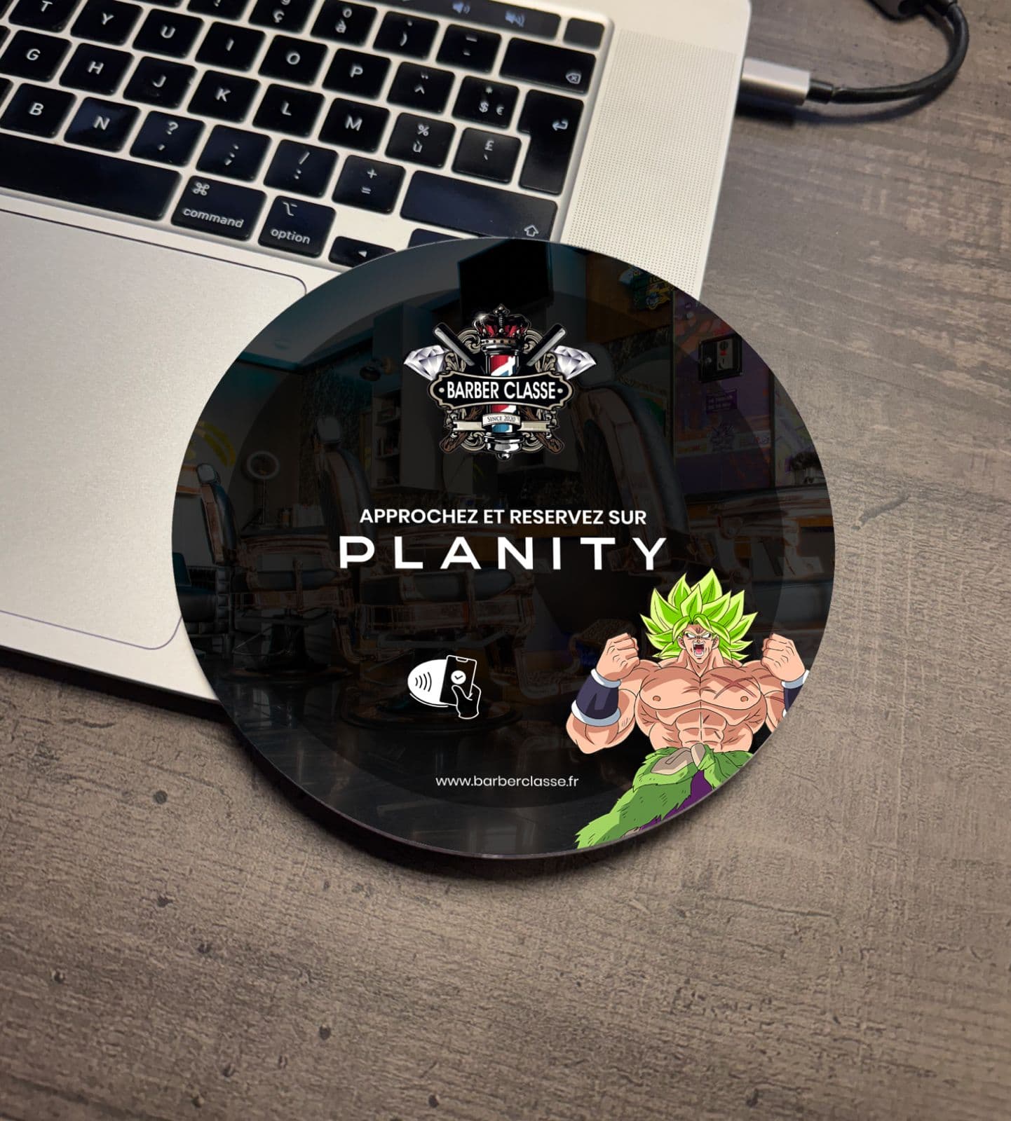 Custom NFC and QR code review plaque by Appup